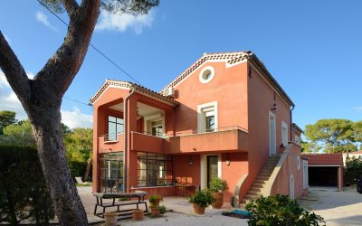 Chris Hellier (c) Copyright